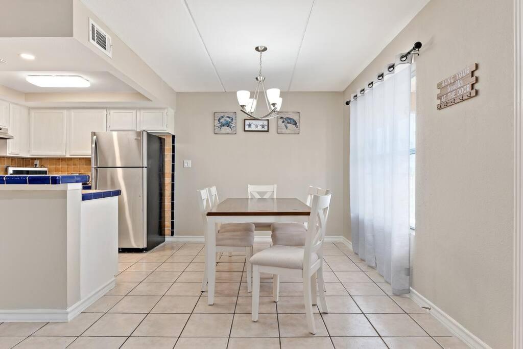 2 Bed 1 Bath Condo By Beach & Entertainment South Padre Island Eksteriør bilde
