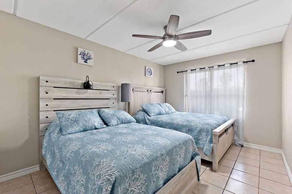 2 Bed 1 Bath Condo By Beach & Entertainment South Padre Island Eksteriør bilde
