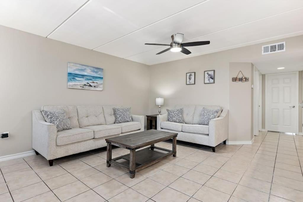 2 Bed 1 Bath Condo By Beach & Entertainment South Padre Island Eksteriør bilde