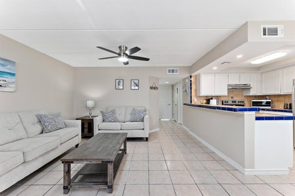 2 Bed 1 Bath Condo By Beach & Entertainment South Padre Island Eksteriør bilde